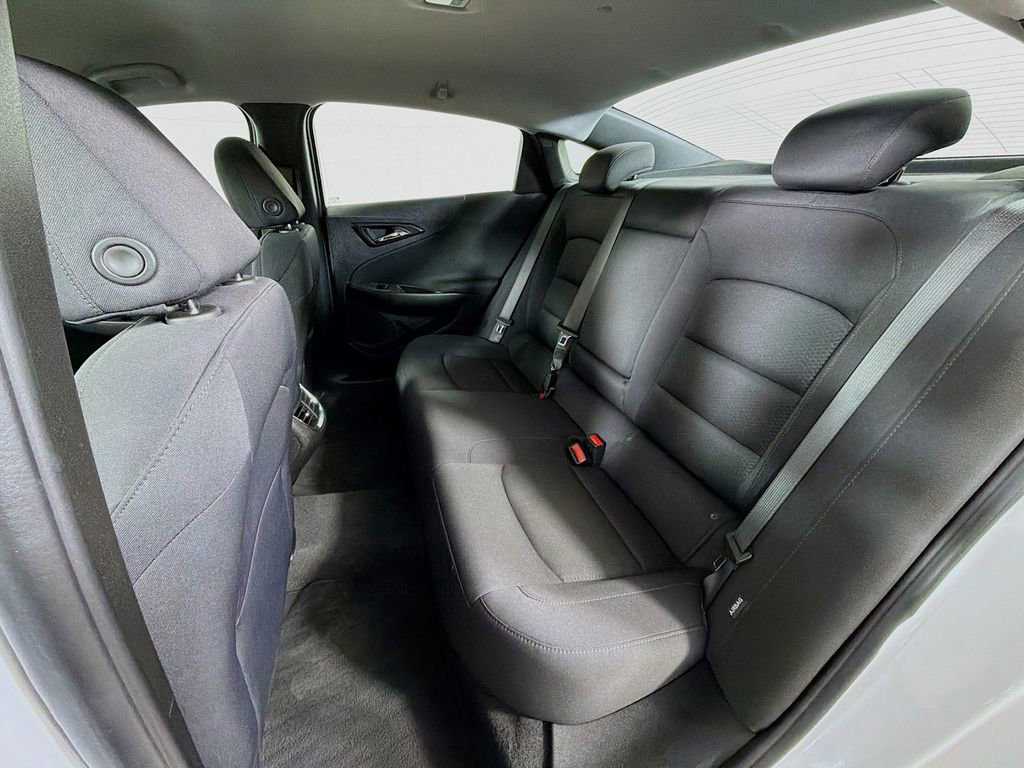 Used 2024 Chevrolet Malibu LT w/ Sport Edition image 18