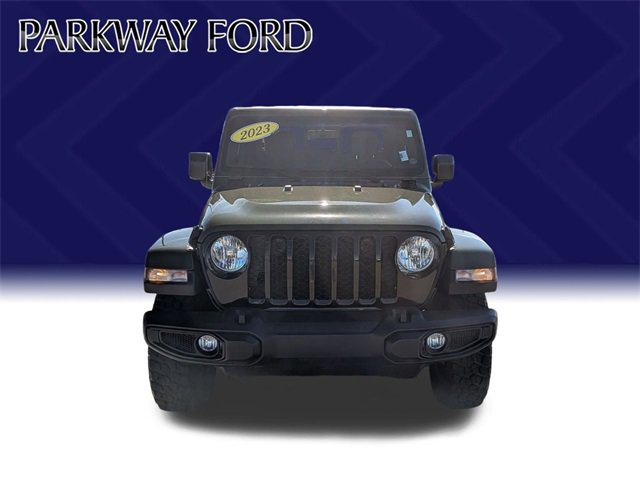 Used 2023 Jeep Gladiator Willys image 2