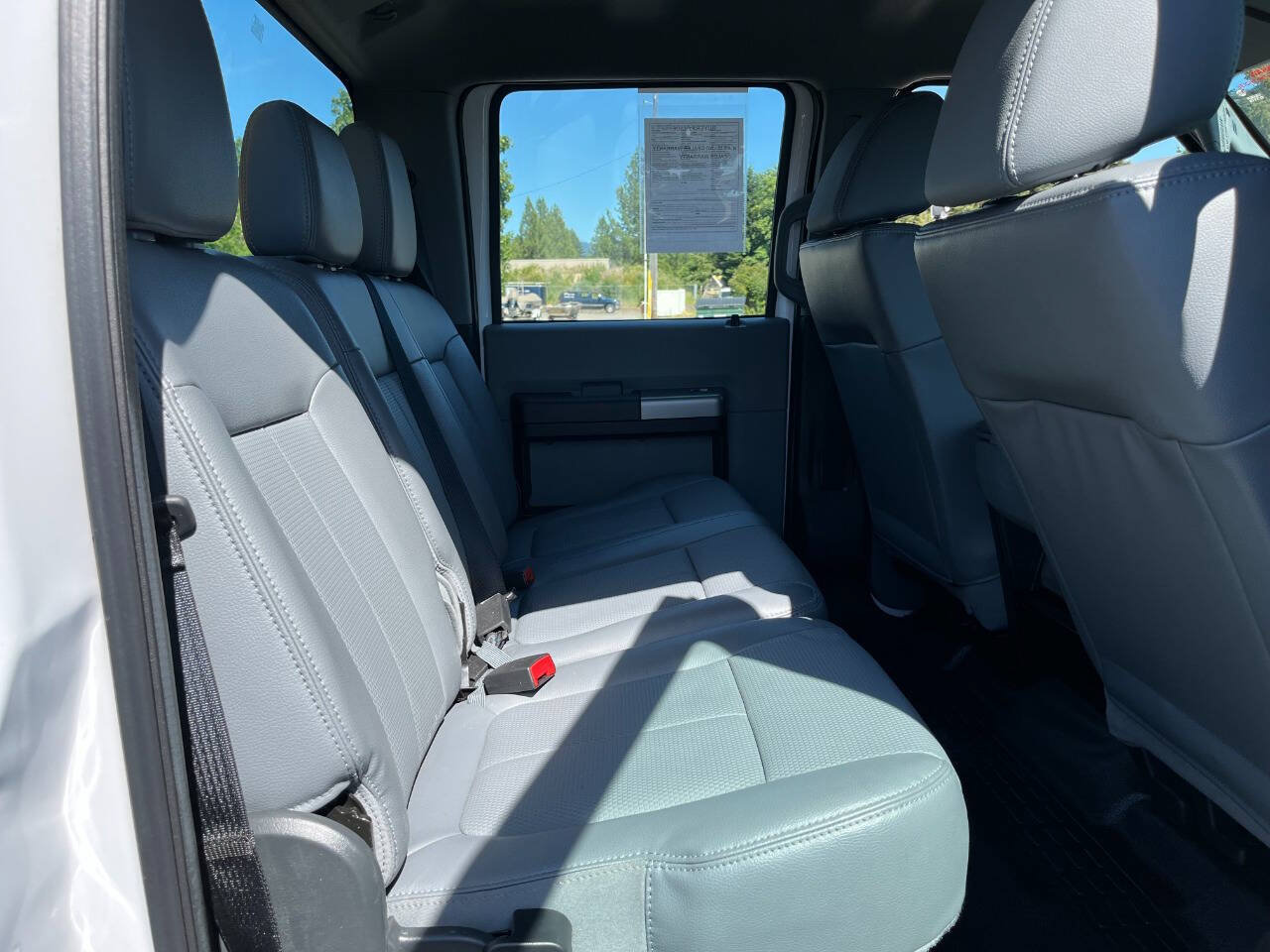 Used 2023 Ford F750 2WD Crew Cab Super Duty image 19
