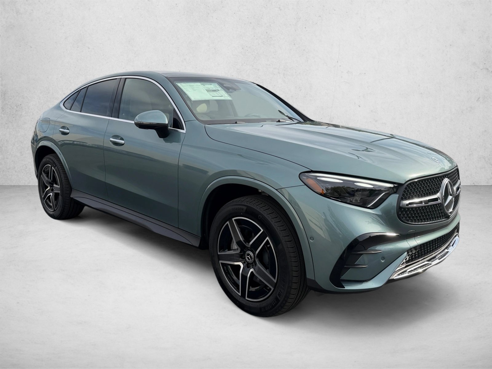 New 2027 Mercedes-Benz GLC 300 4MATIC image 3