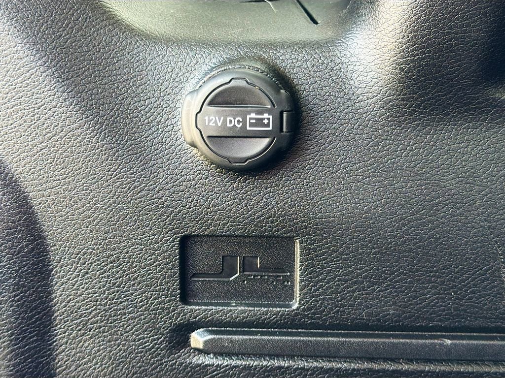 Used 2023 Jeep Wrangler Willys image 13