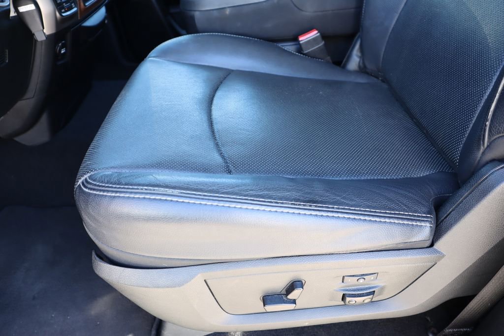 Used 2017 RAM 1500 Laramie image 17