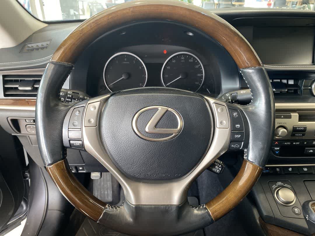 Used 2014 Lexus ES 350 FWD image 16