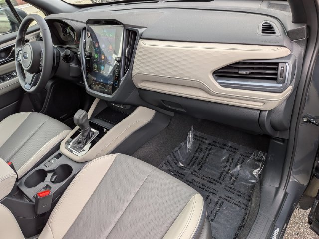 Used 2025 Subaru Forester Limited AWD/4WD image 37