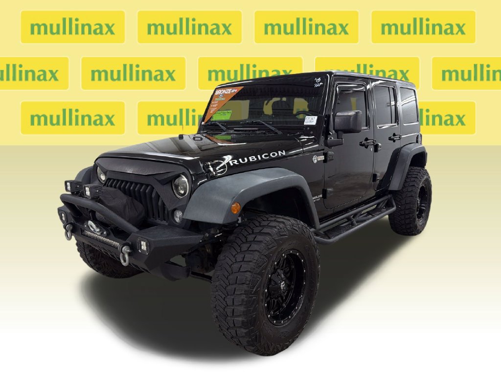 Used 2015 Jeep Wrangler Unlimited Rubicon w/ Connectivity Group AWD/4WD image 12