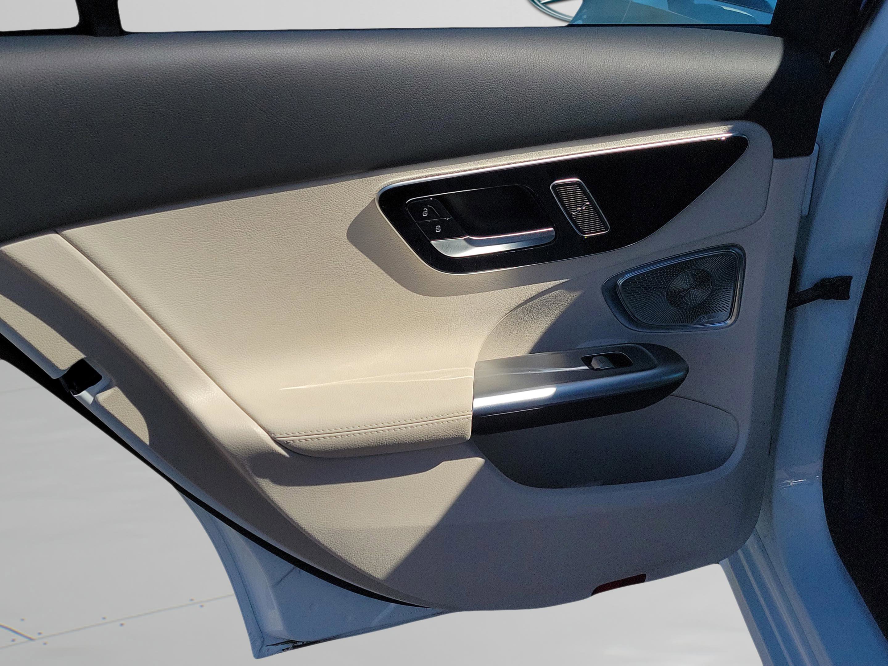 Certified 2023 Mercedes-Benz C 300 Sedan image 11