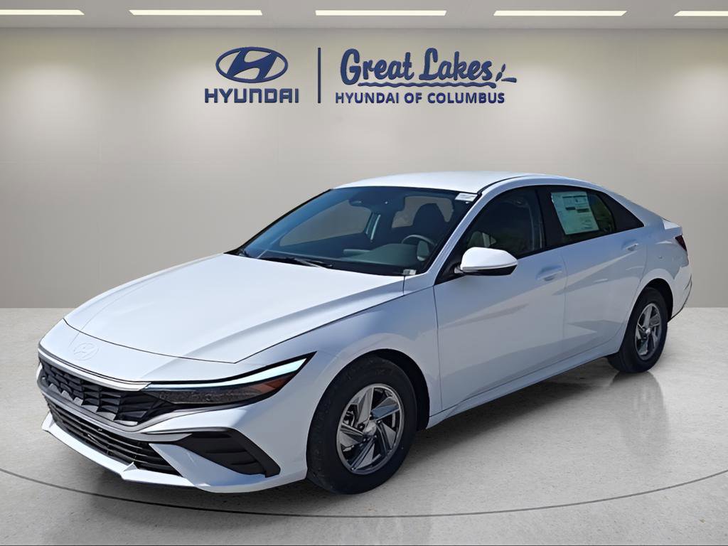 New 2026 Hyundai Elantra SE