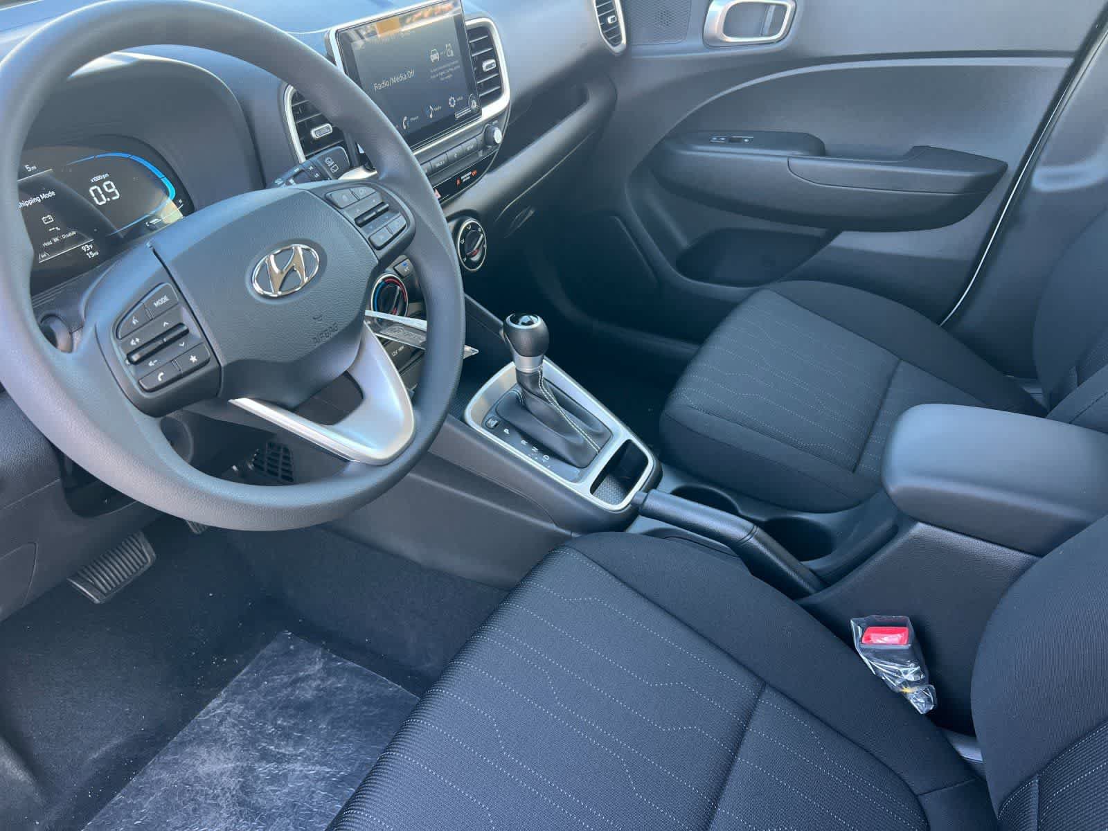 New 2026 Hyundai Venue SE FWD image 11