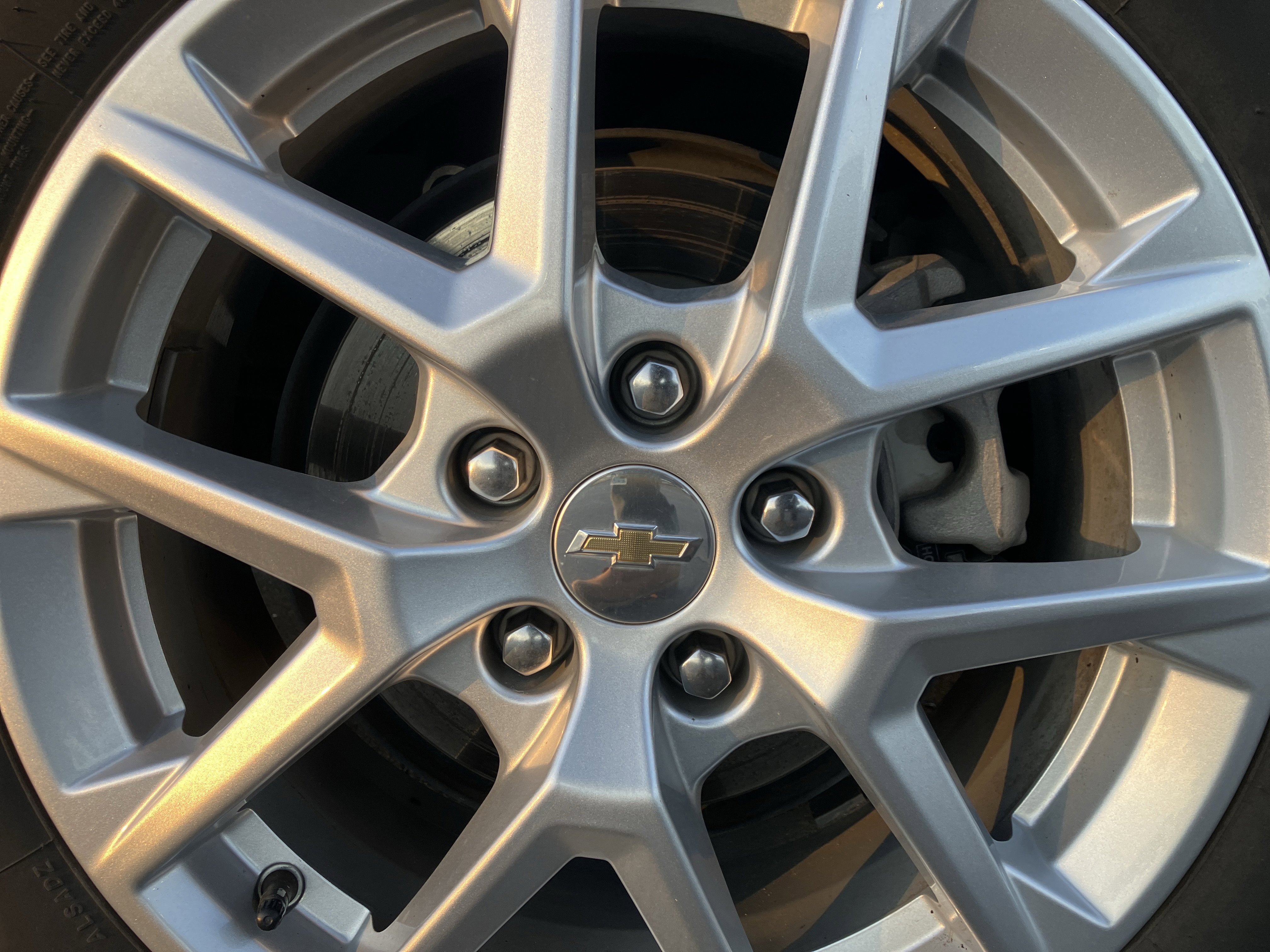 Used 2024 Chevrolet Equinox LT image 9