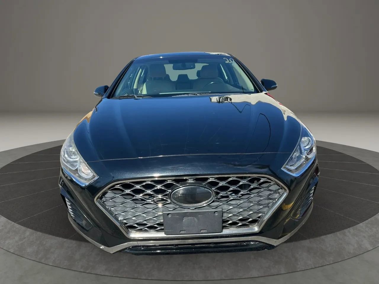 Used 2018 Hyundai Sonata Limited FWD image 2