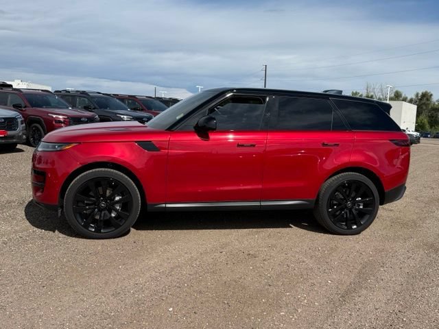 Used 2025 Land Rover Range Rover Sport SE AWD/4WD image 2