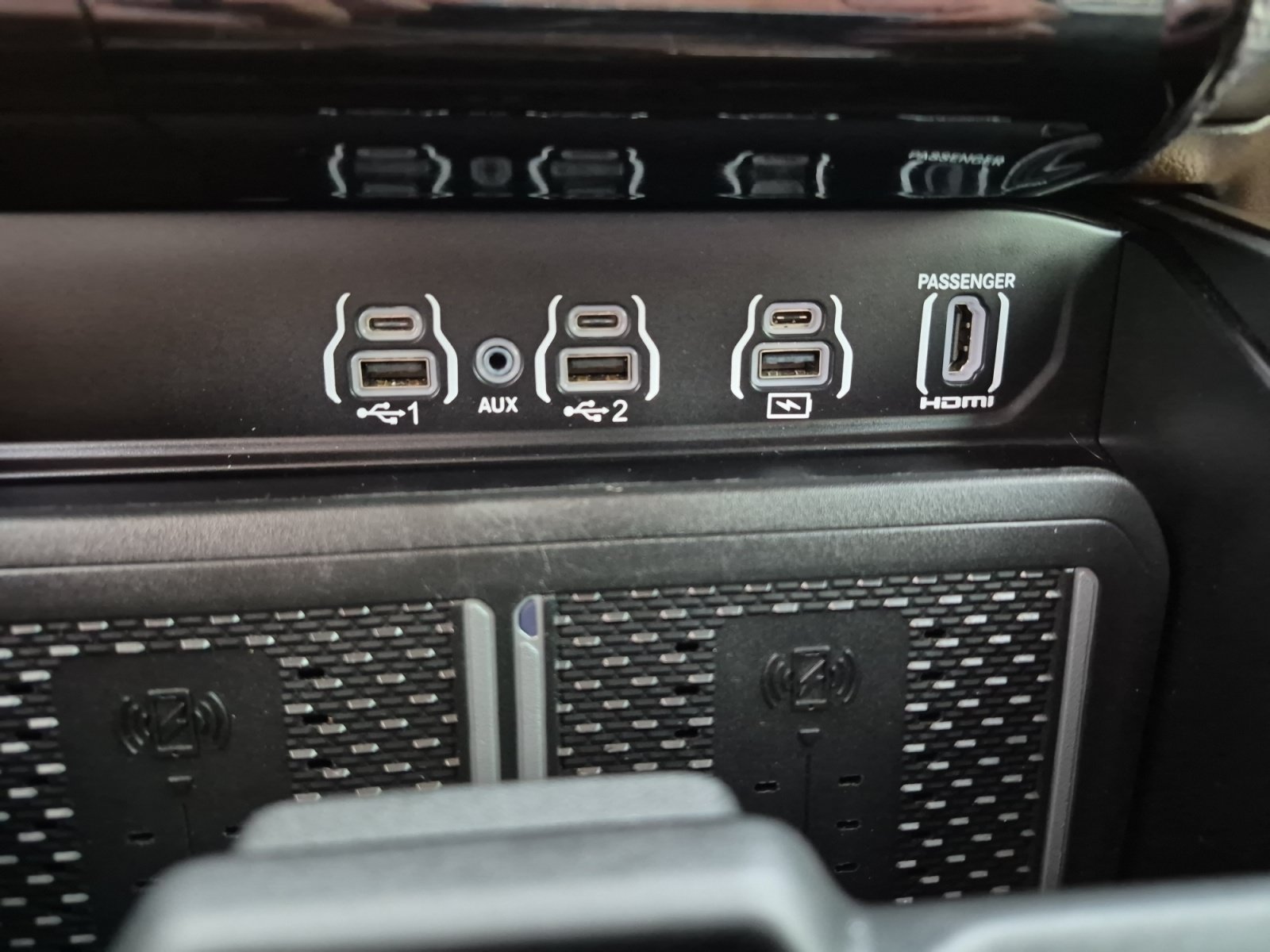 Used 2025 RAM 3500 Longhorn AWD/4WD image 20