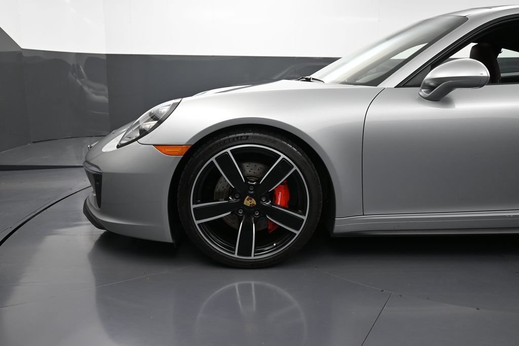 Certified 2019 Porsche 911 Carrera 4S AWD/4WD image 12