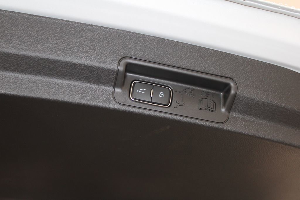 New 2026 Ford Explorer Active w/ Active Comfort Package image 18