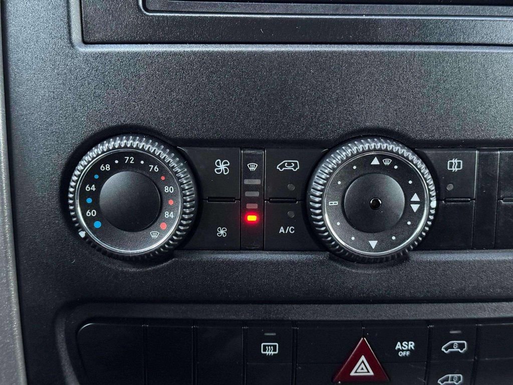 Used 2013 Mercedes-Benz Sprinter 2500 image 6