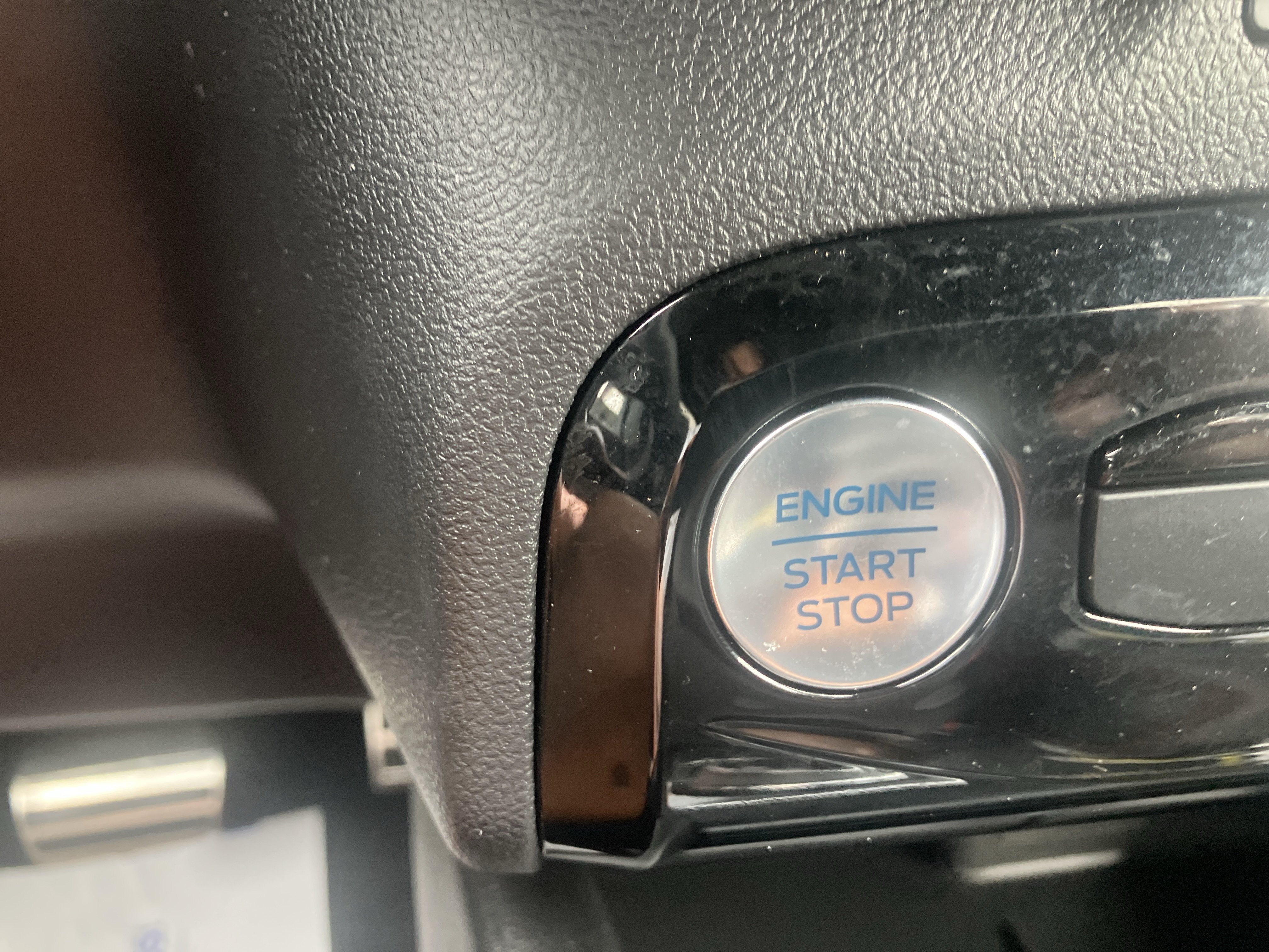 Certified 2024 Ford Escape ST-Line w/ Tech Pack #1 AWD/4WD image 28