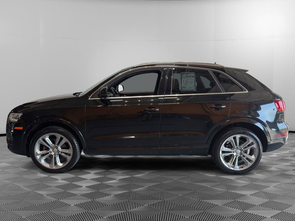Used 2015 Audi Q3 2.0T Prestige w/ Prestige Package AWD/4WD image 2