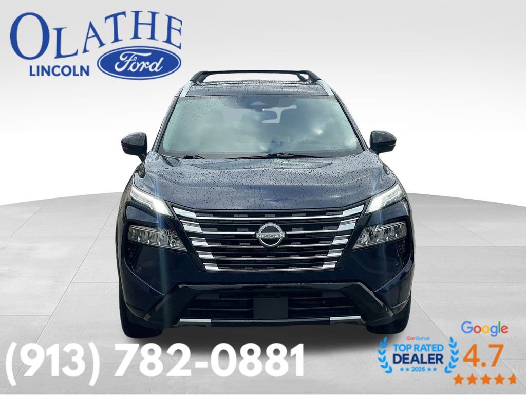 Used 2025 Nissan Rogue Platinum image 8