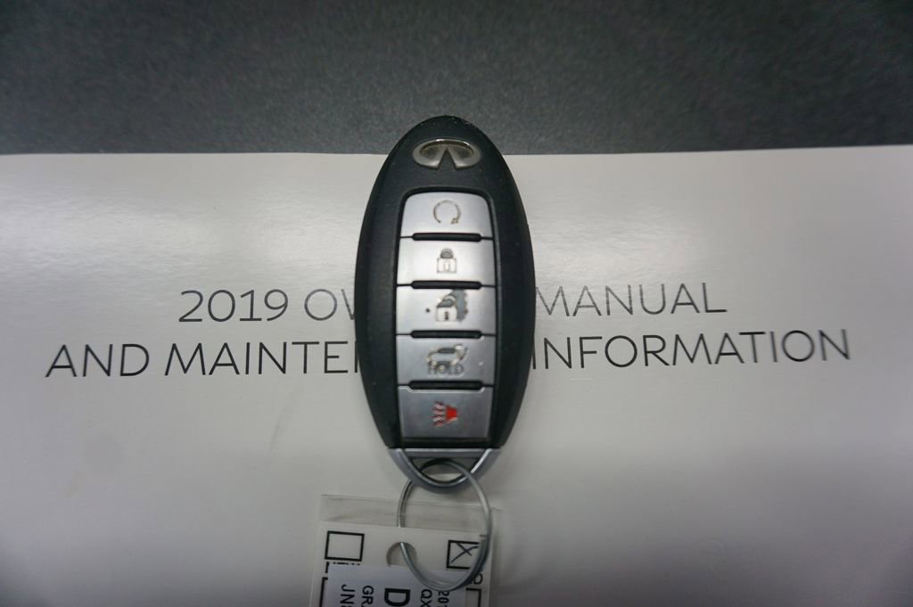 Used 2019 INFINITI QX80 Luxe RWD image 17