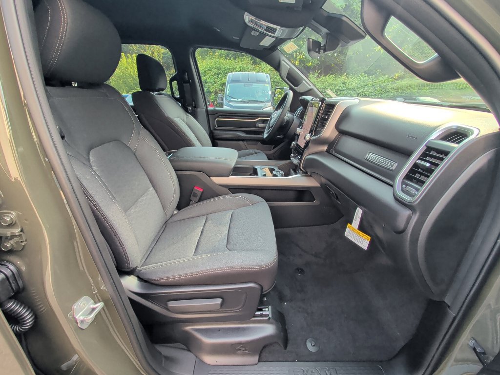 New 2026 RAM 1500 Big Horn AWD/4WD image 16