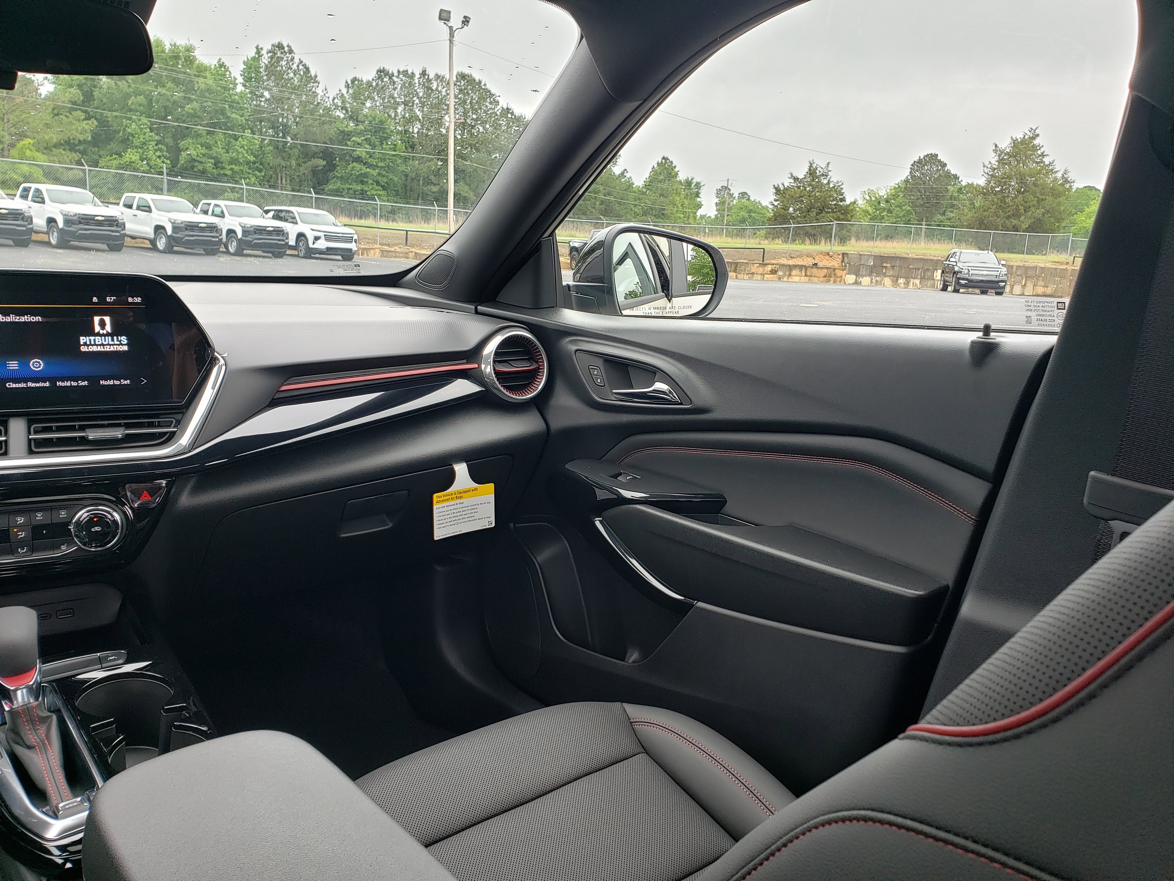 New 2026 Chevrolet Trax RS FWD image 36