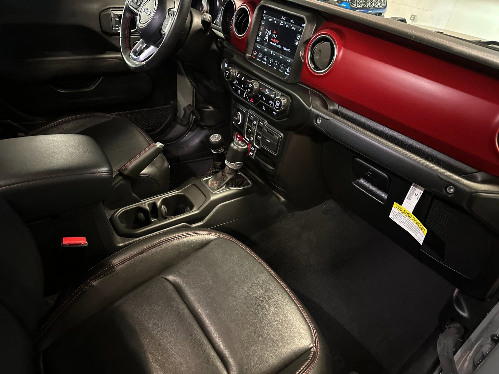 Certified 2023 Jeep Gladiator Rubicon w/ LED Lighting Group AWD/4WD image 14