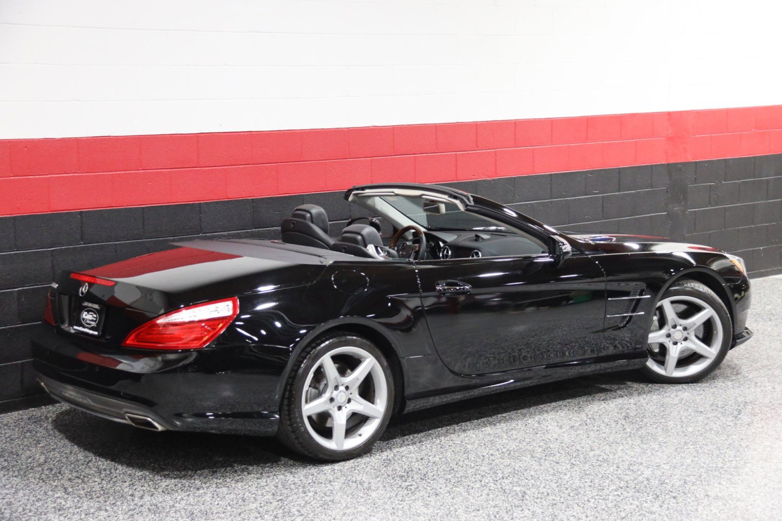 Used 2013 Mercedes-Benz SL 550 image 10