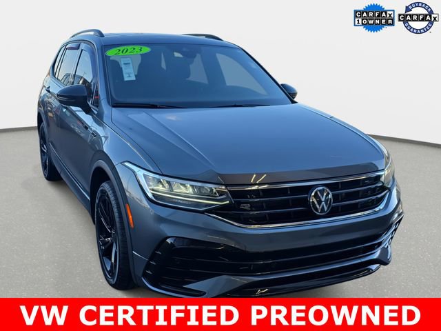 Used 2023 Volkswagen Tiguan SE R-Line image 3
