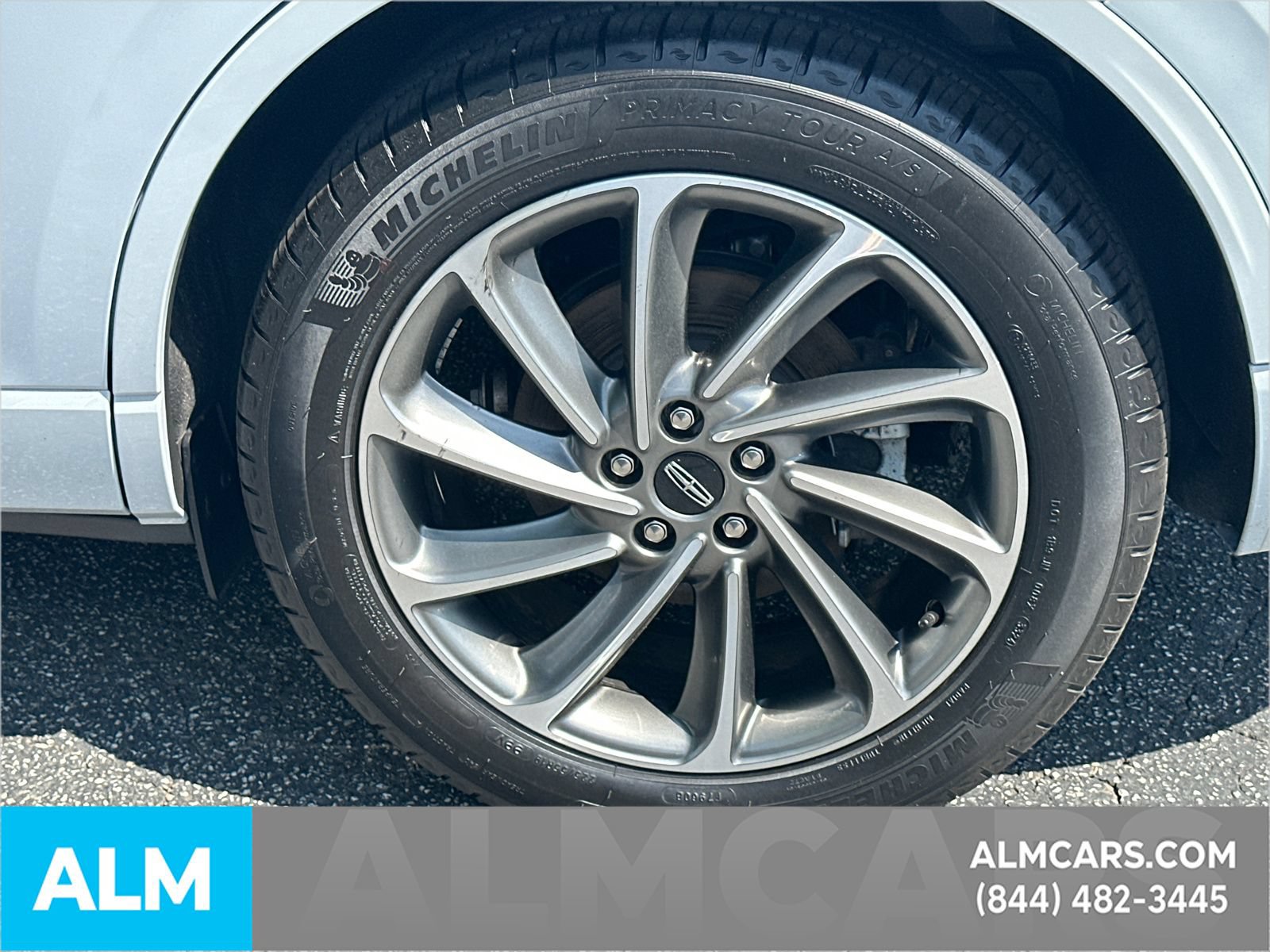 Used 2025 Lincoln Corsair Grand Touring AWD/4WD image 23