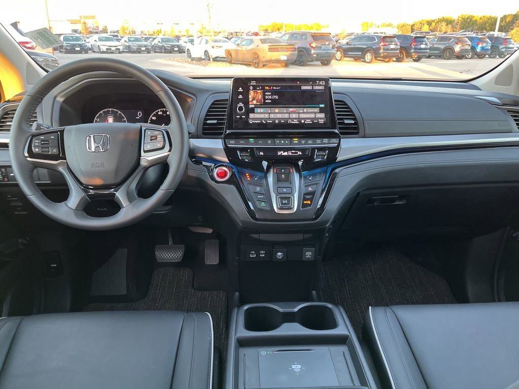 Used 2026 Honda Odyssey Touring image 17