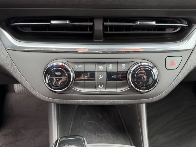 Used 2024 Buick Envista Preferred FWD image 28