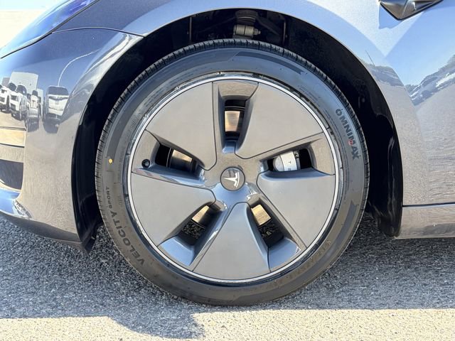 Used 2023 Tesla Model 3 Standard Range image 31