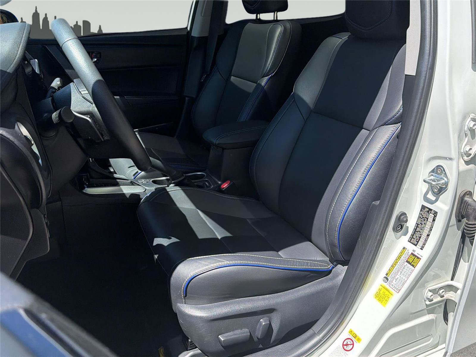Used 2017 Toyota Corolla XSE w/ Carpet Mat Package (TMS) FWD image 9