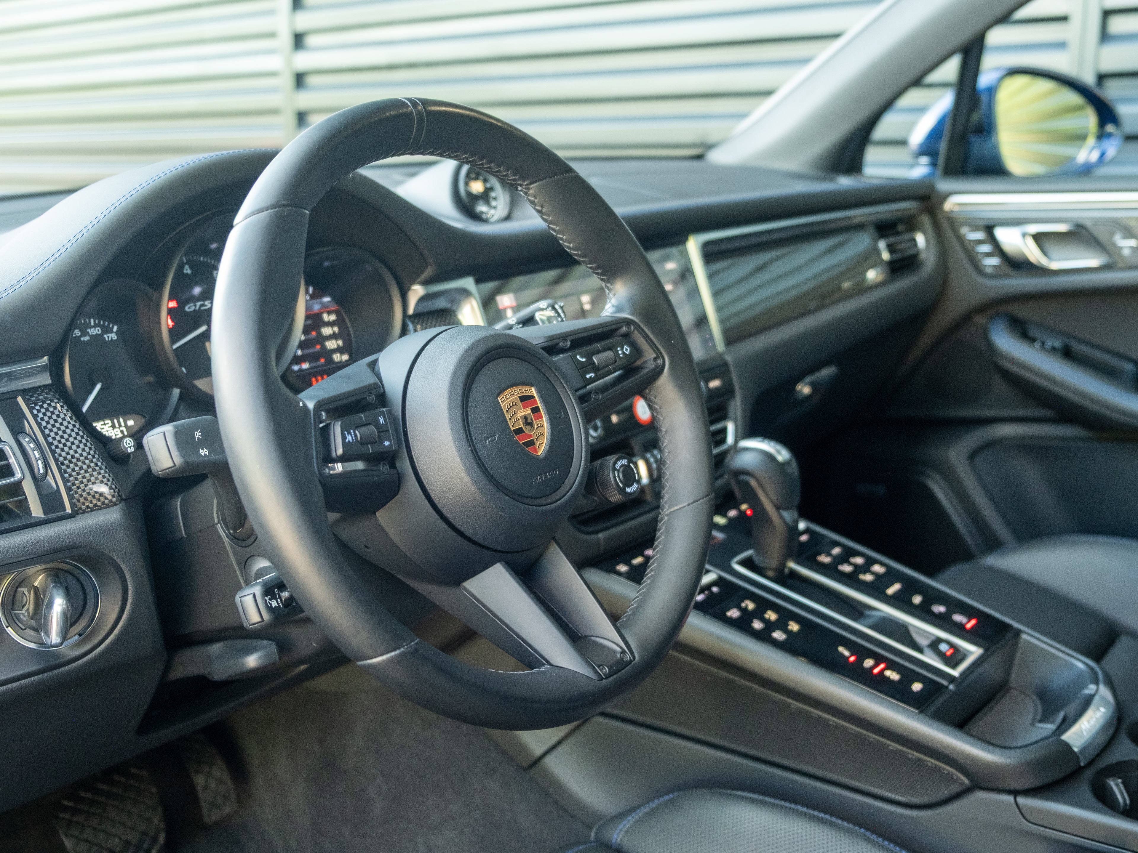 Certified 2023 Porsche Macan GTS AWD/4WD image 4