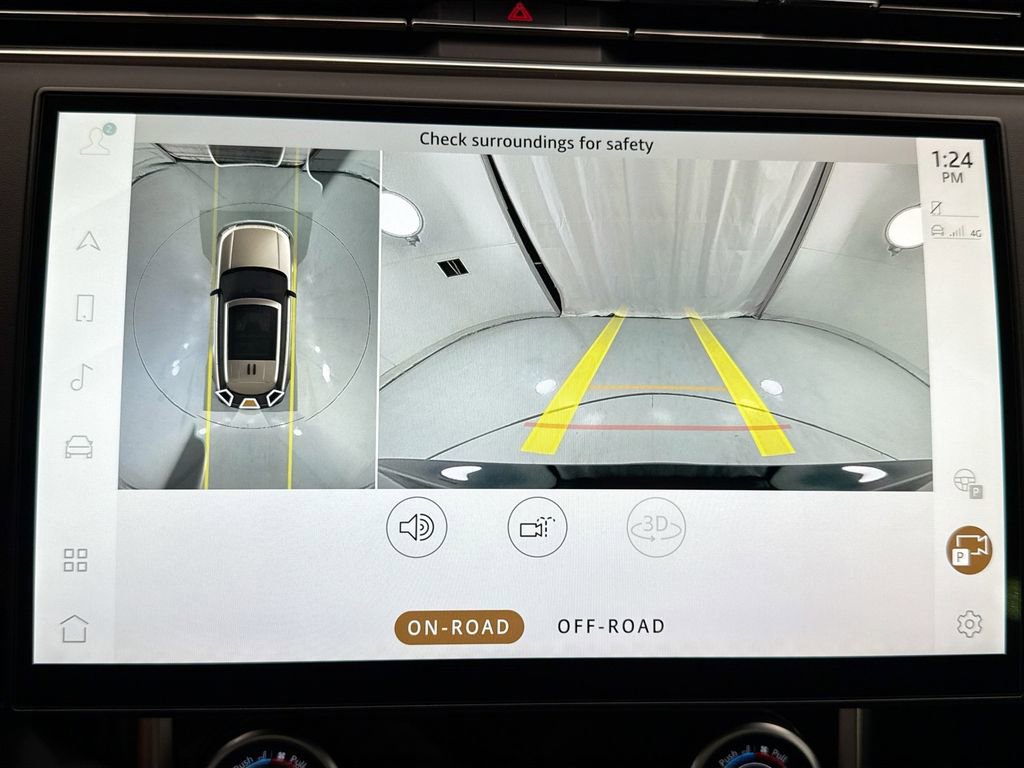 Used 2023 Land Rover Range Rover Autobiography image 15