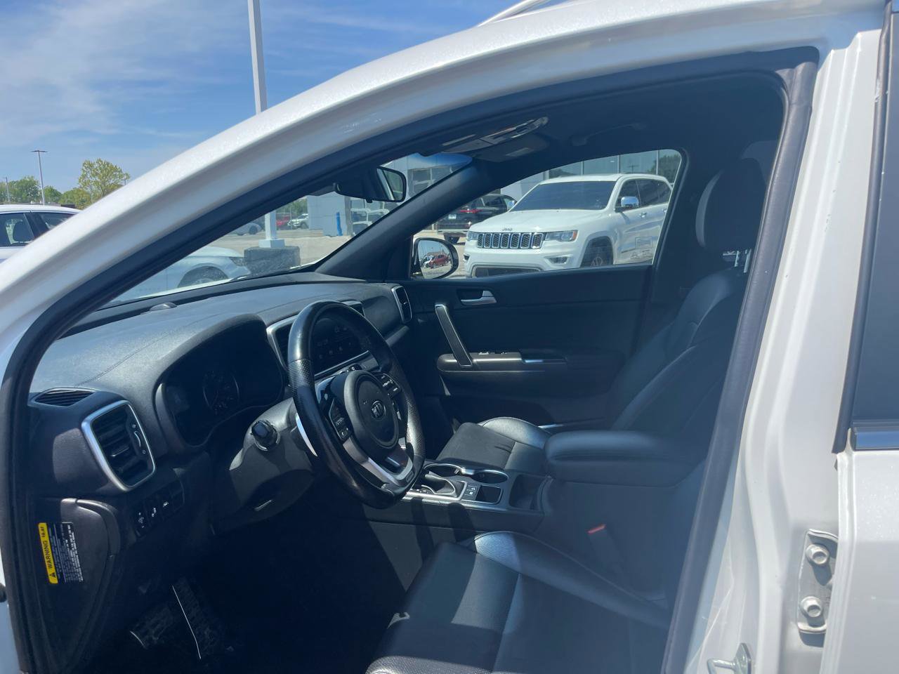 Used 2020 Kia Sportage S FWD image 6