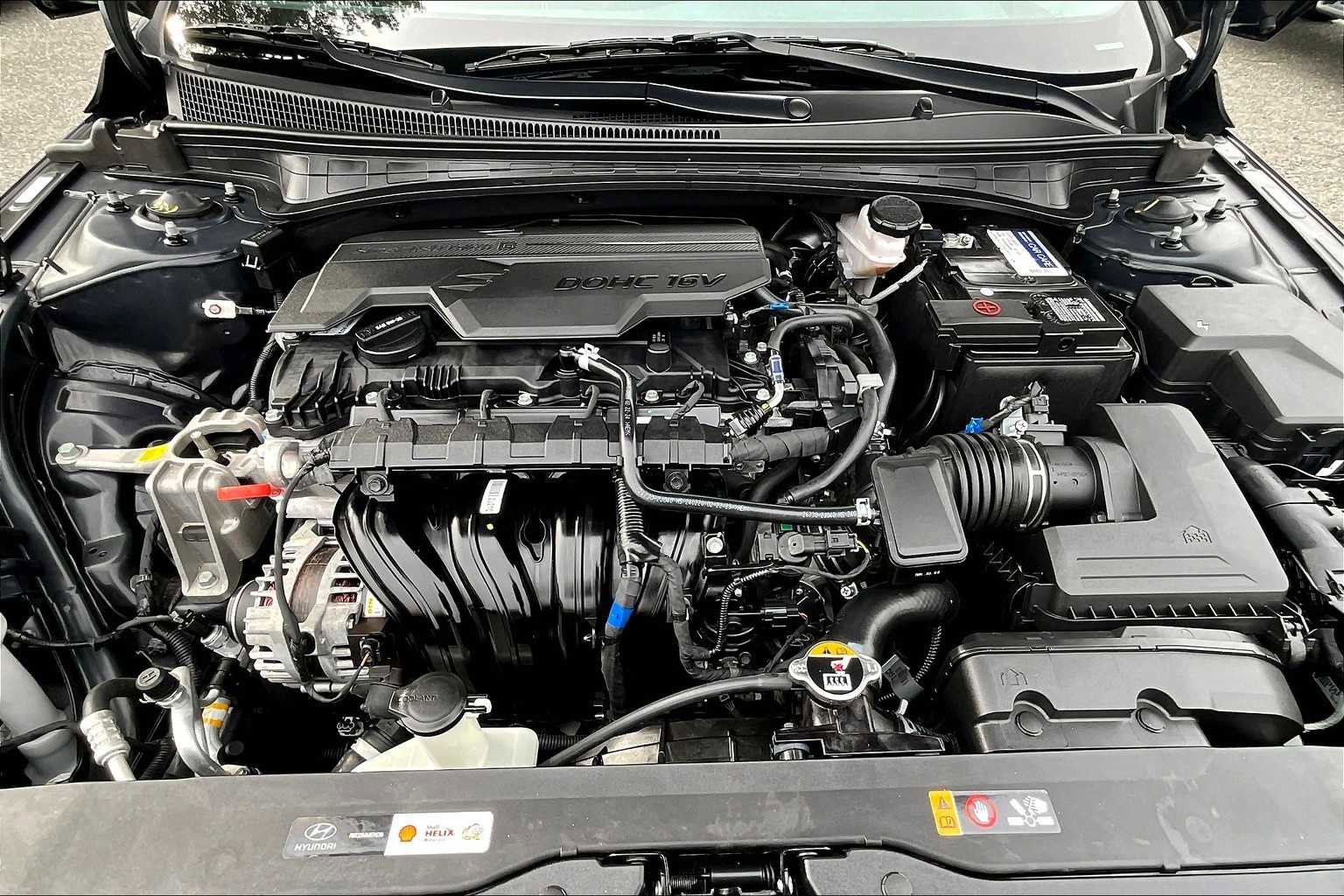 Used 2024 Hyundai Elantra SEL w/ Convenience Package image 31