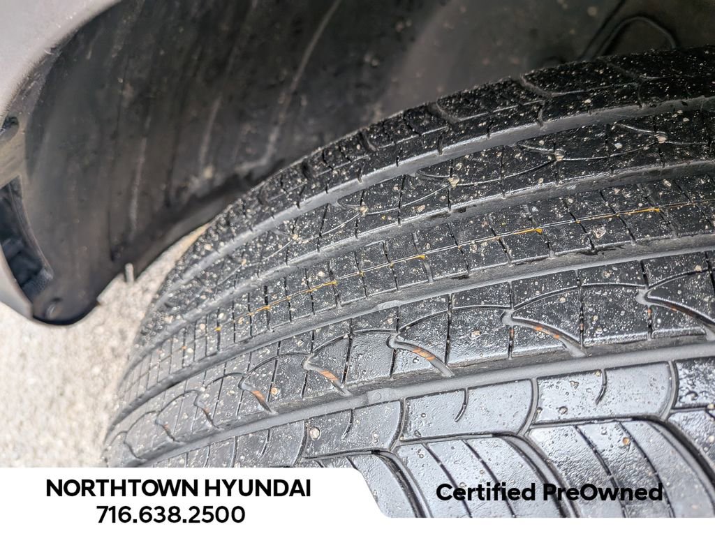 Certified 2026 Hyundai Venue SEL image 42