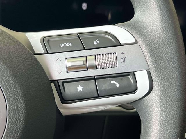 Used 2026 Hyundai Tucson SE image 22