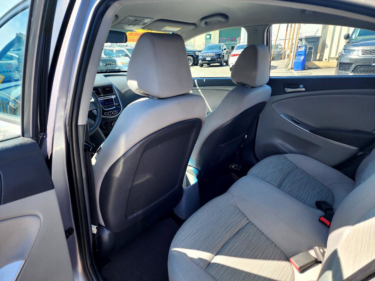 Used 2015 Hyundai Accent GLS image 20