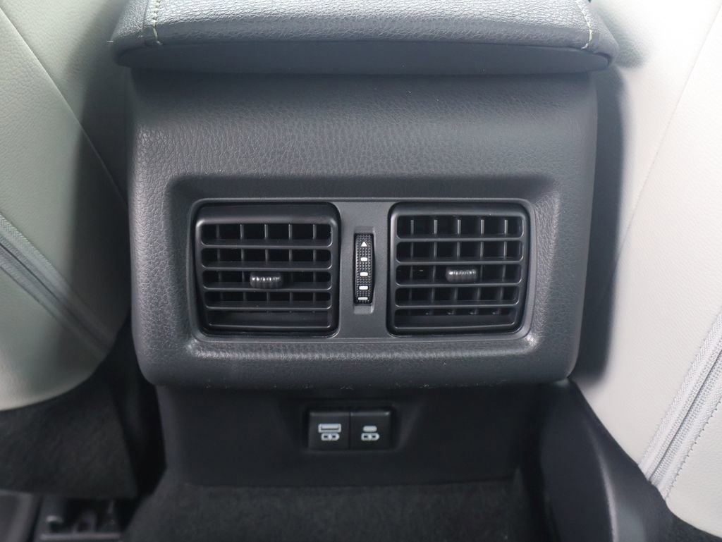 New 2026 Toyota Camry XLE w/ Premium Package AWD/4WD image 32