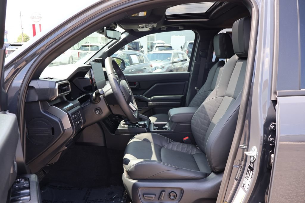 Used 2026 Toyota 4Runner TRD Off-Road Premium AWD/4WD image 17