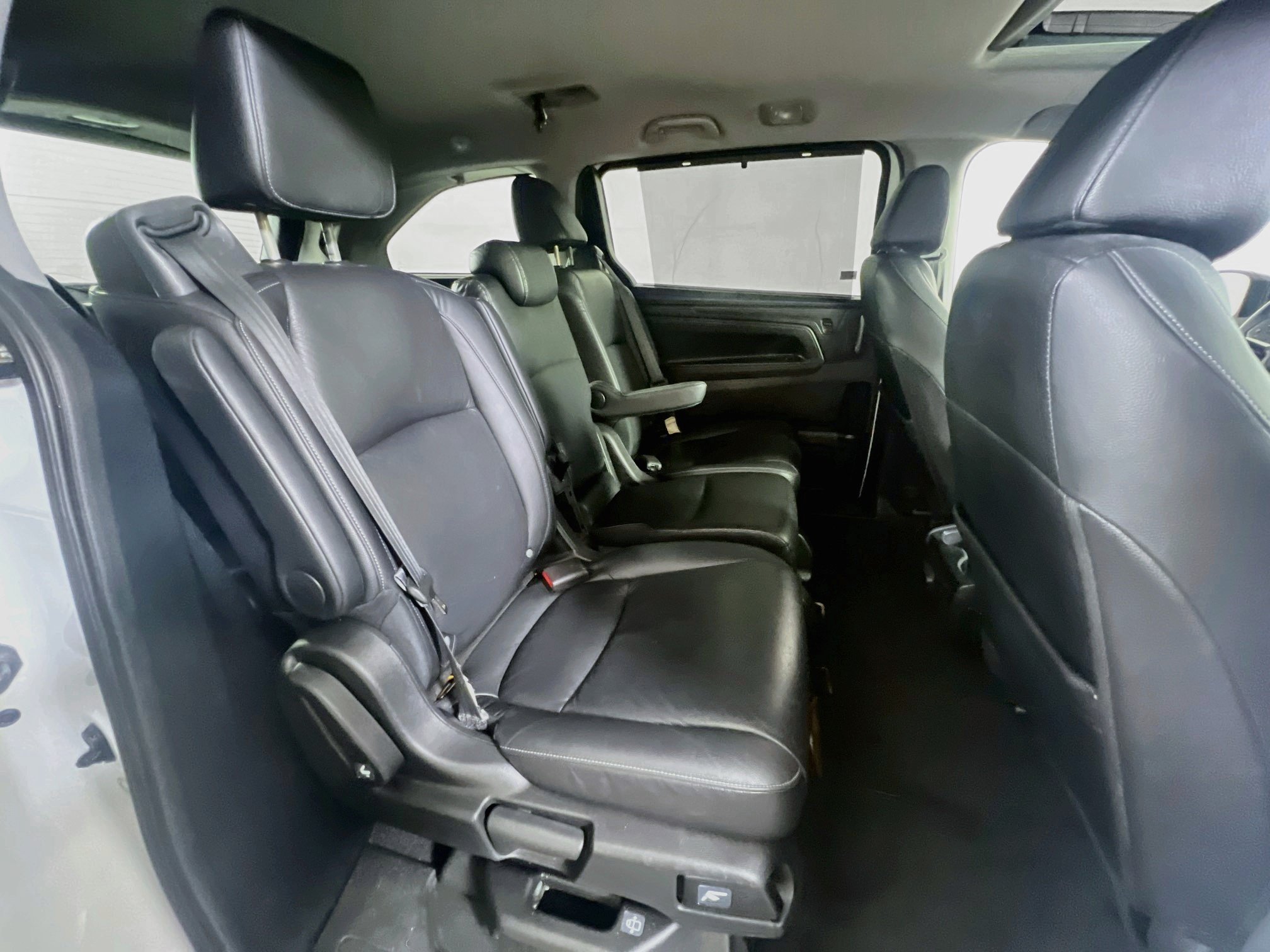 Used 2023 Honda Odyssey EX-L image 28