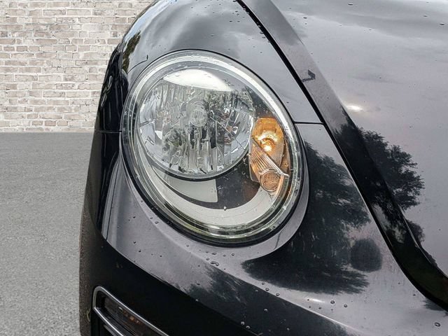 Used 2019 Volkswagen Beetle 2.0T S FWD image 10