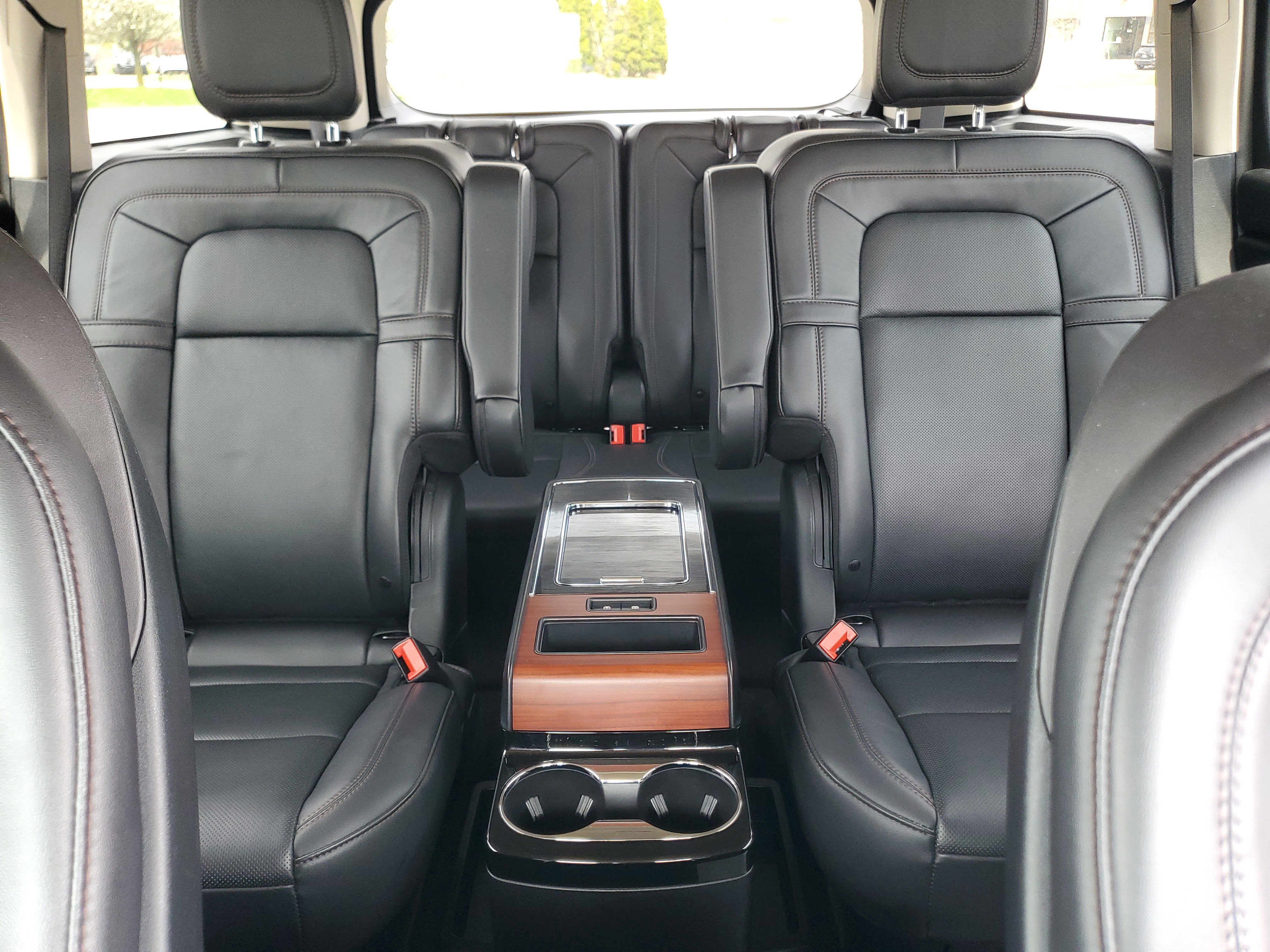 Certified 2023 Lincoln Aviator Reserve w/ Equipment Group 201A AWD/4WD image 19