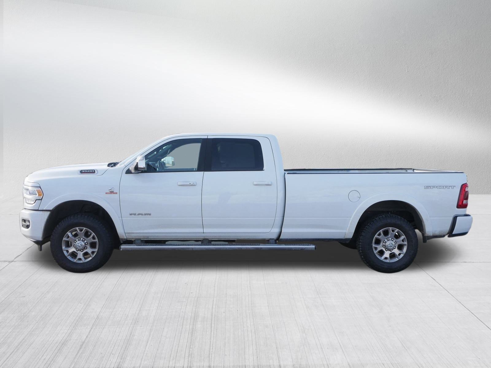 Certified 2022 RAM 3500 Laramie image 4