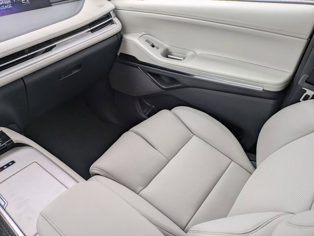 New 2026 Lincoln Navigator Reserve AWD/4WD image 16