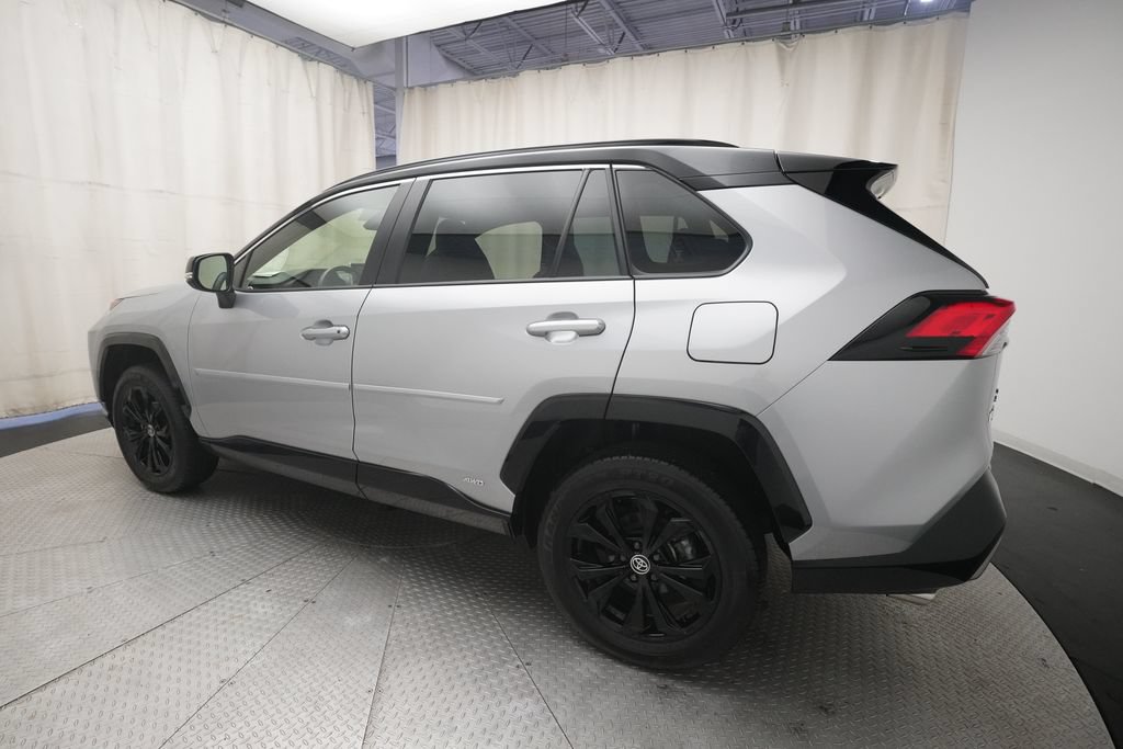 Used 2022 Toyota RAV4 XSE w/ XSE Grade Weather Package AWD/4WD image 34