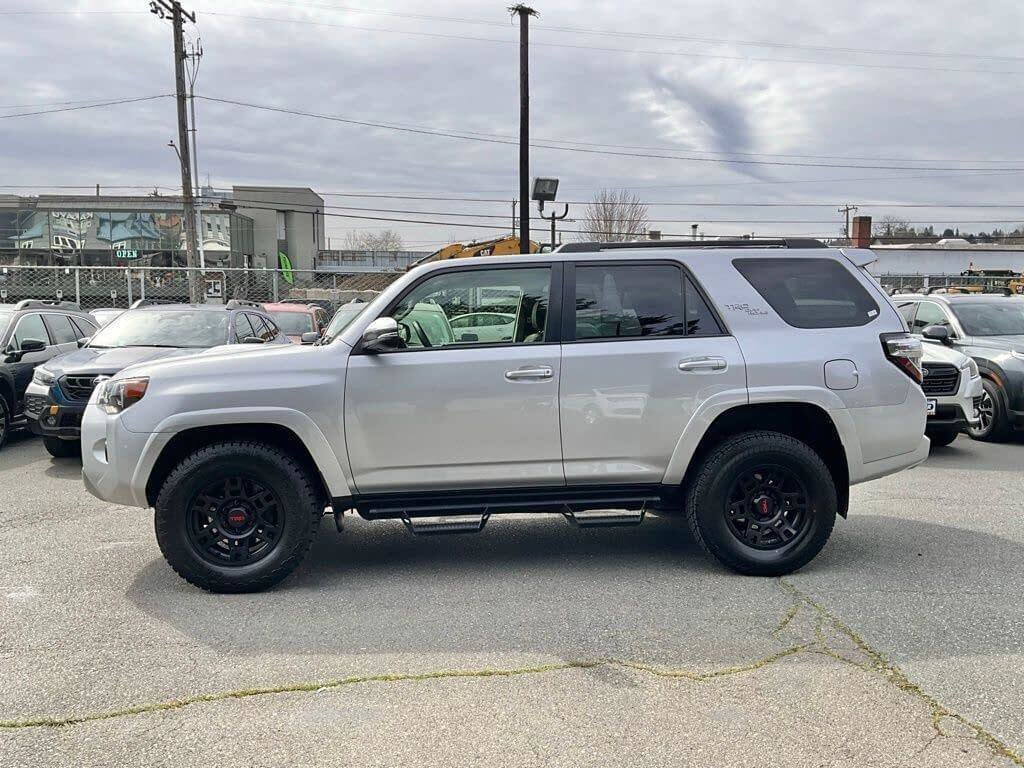 Used 2021 Toyota 4Runner TRD Off-Road Premium image 5