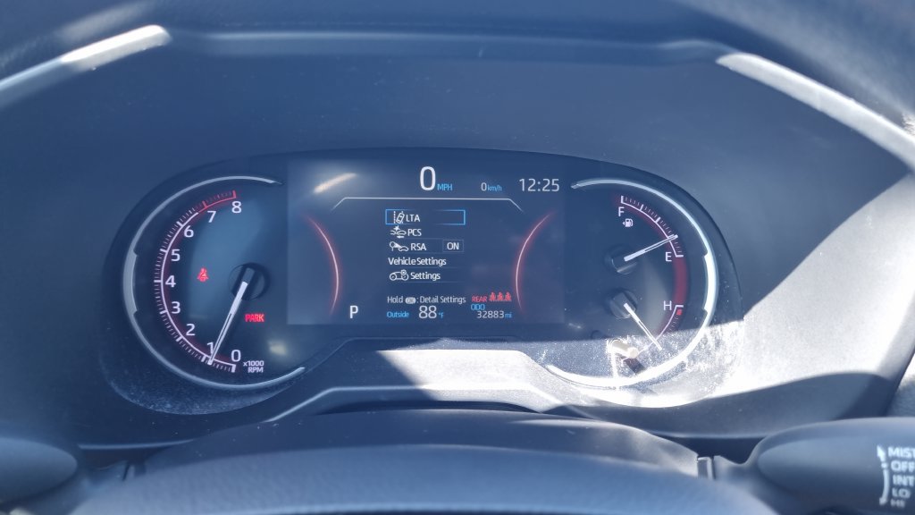 Certified 2023 Toyota RAV4 LE FWD image 23